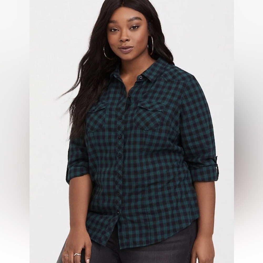 Torrid Taylor Green and Black Plaid Twill‎ Camp Shirt SIZE 4 4X